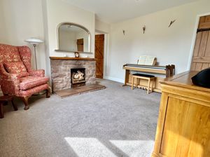 Sitting Room- click for photo gallery